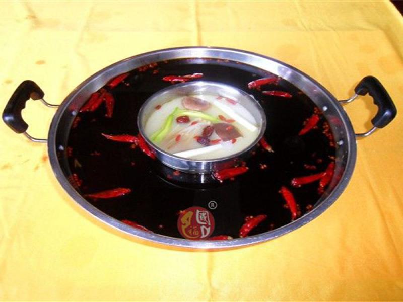 巴國口福火鍋
