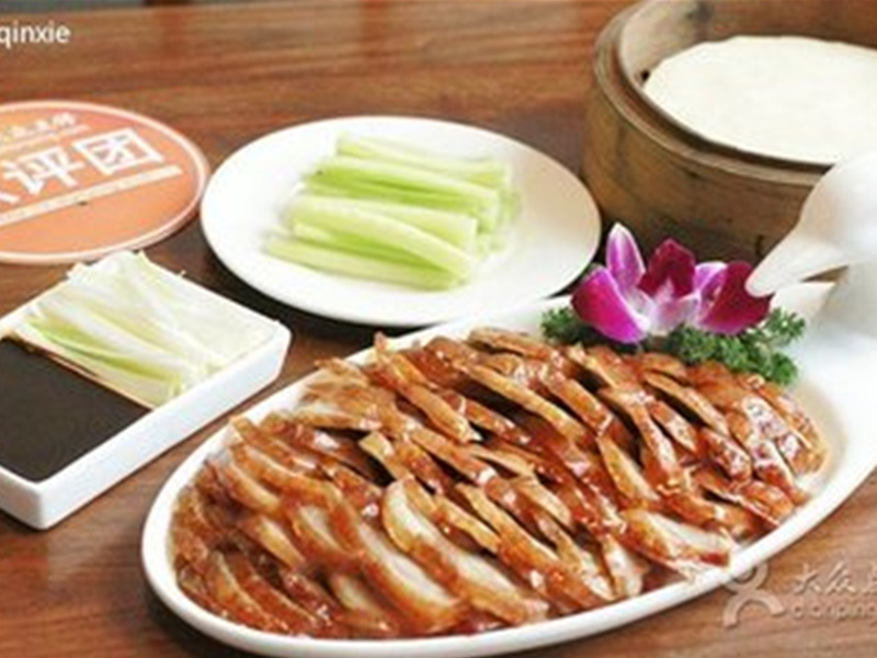 樂(lè)享御膳坊果木烤鴨