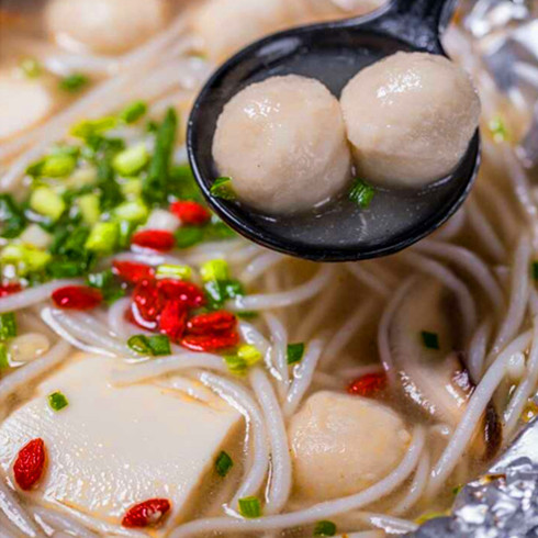 錫紙魚(yú)丸米線