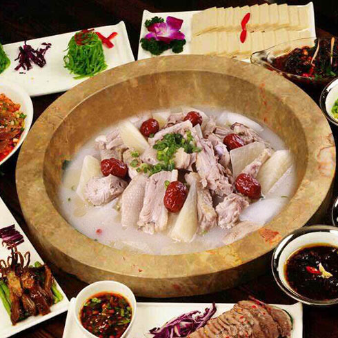 壹鍋蒸能量蒸汽石鍋魚(yú)-營(yíng)養(yǎng)蘿卜排骨湯